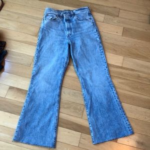 Levi’s Ribcage Jeans